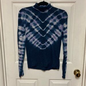 We the free psychedelic tye dye turtleneck